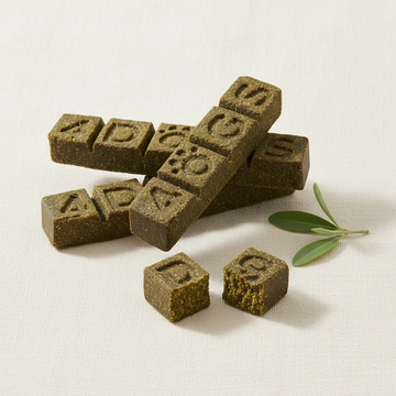 Batoane semi-soft Rață & Spirulină 2-pack, cadru editorial